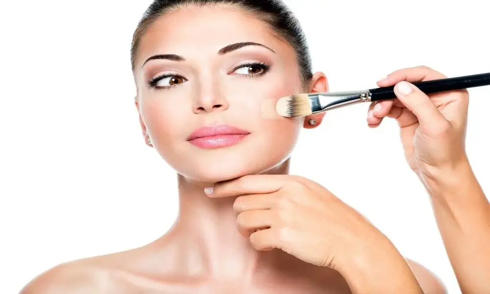کرم پودر برای پوست چرب
