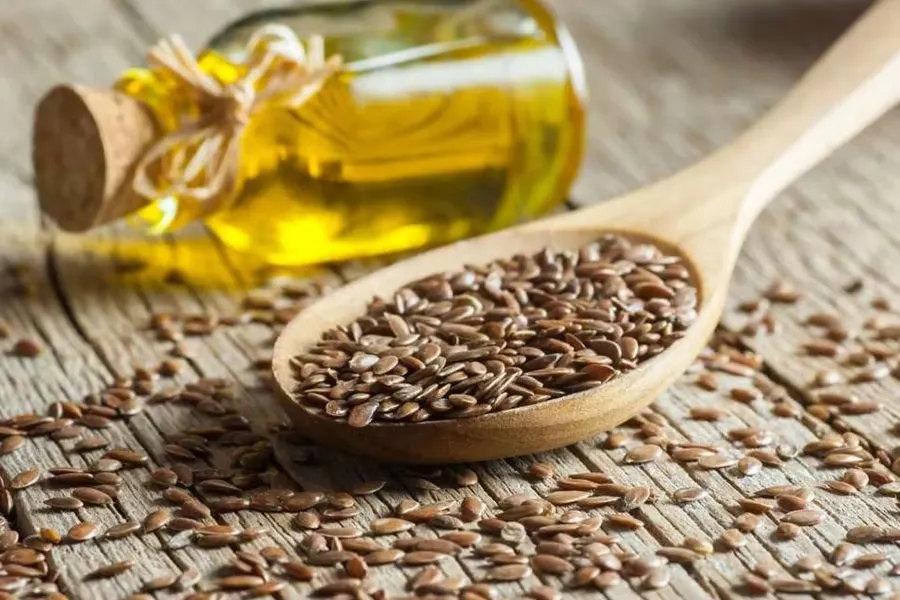 12 نمونه از بهترین و قوی ترین لایه بردار پوست خانگی 11 لایهبردار بذر کتان خانگی، به کاهش چینوچروک ریز پوستی کمک ویژهای میکند