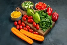 خوراکی های مفید برای پوست و مو
