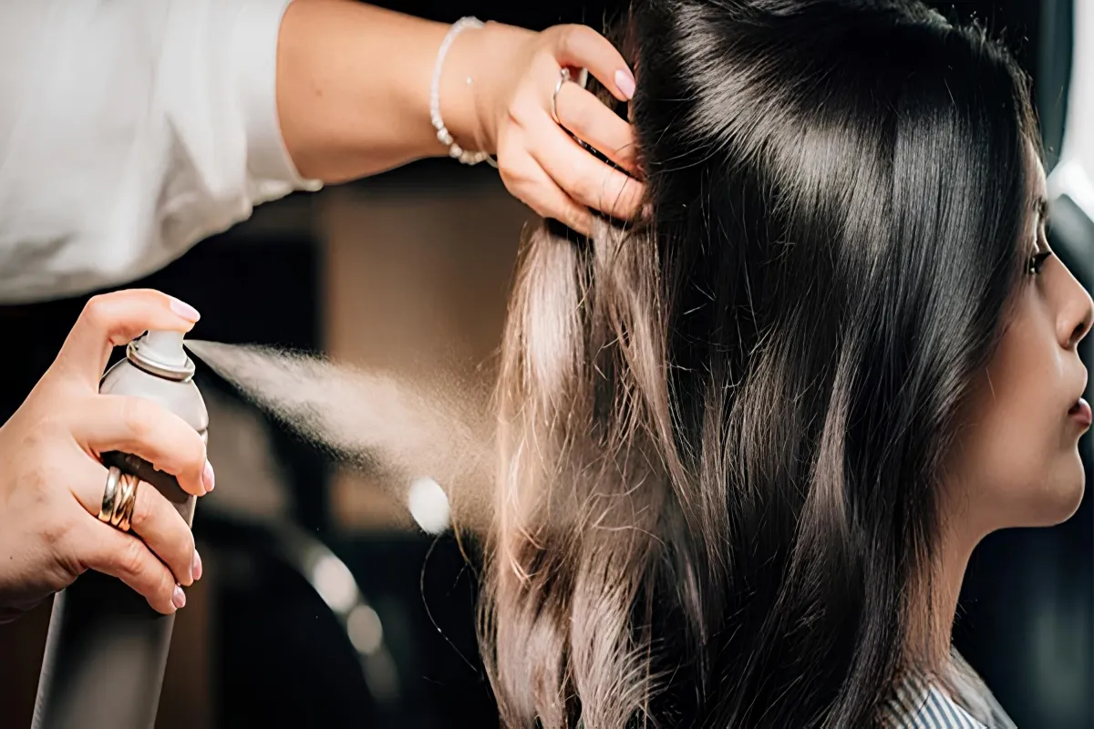 ویژگی‌های یک اسپری موی ایده‌آل