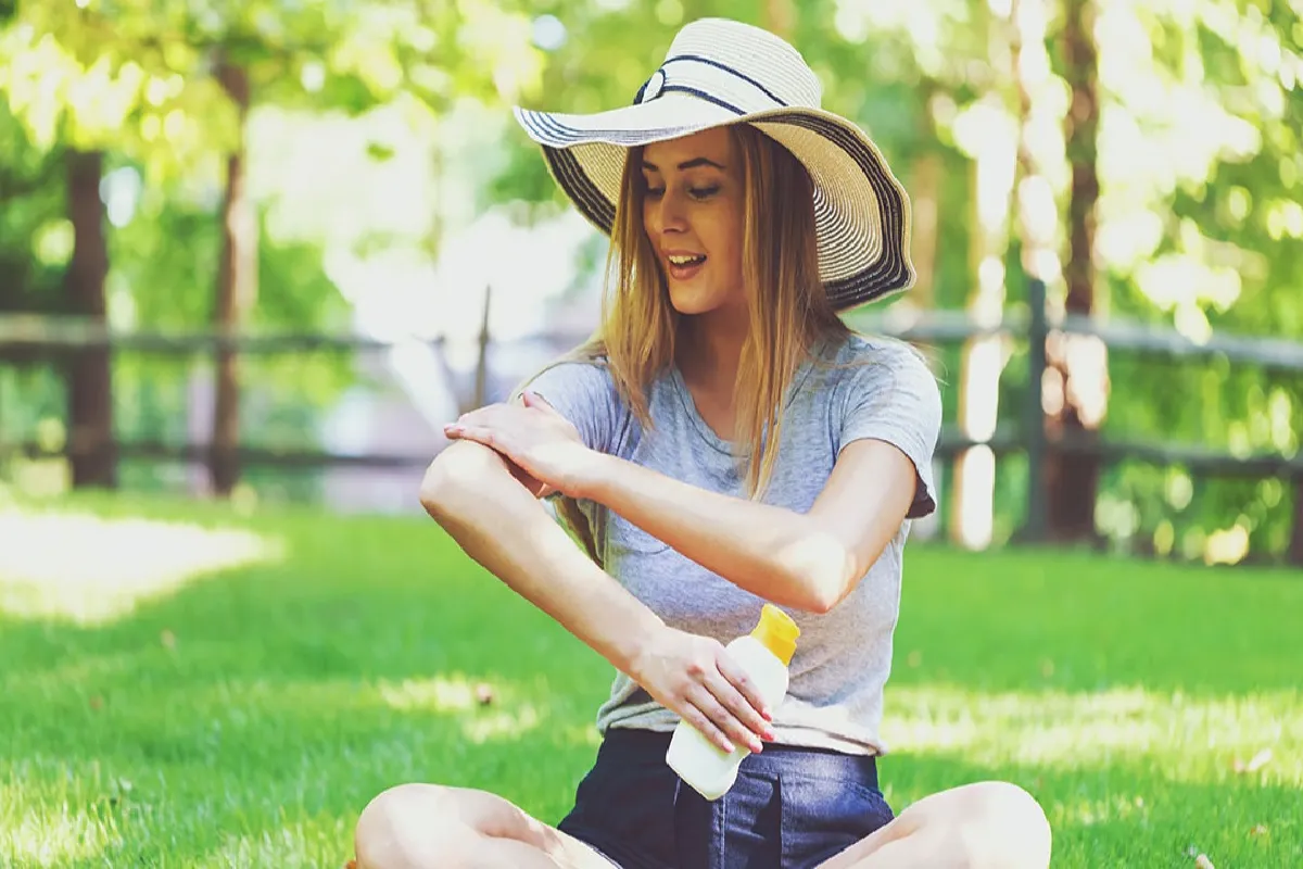 بهترین ضدآفتاب های ایرانی برای پوست مختلط 3 معیارهای کلیدی در انتخاب ضد آفتاب ایرانی برای پوست مختلط