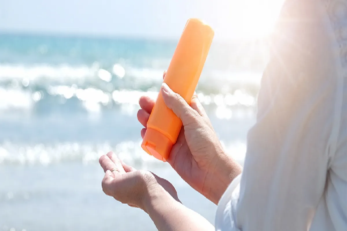 بهترین ضدآفتاب های ایرانی برای پوست مختلط 5 نکات مهم برای استفاده بهینه از ضد آفتاب روی پوست مختلط