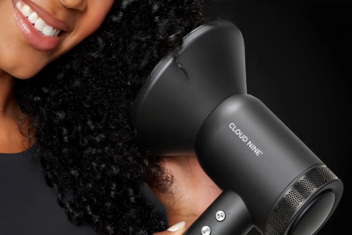 انواع سشوار مناسب برای فر کردن مو