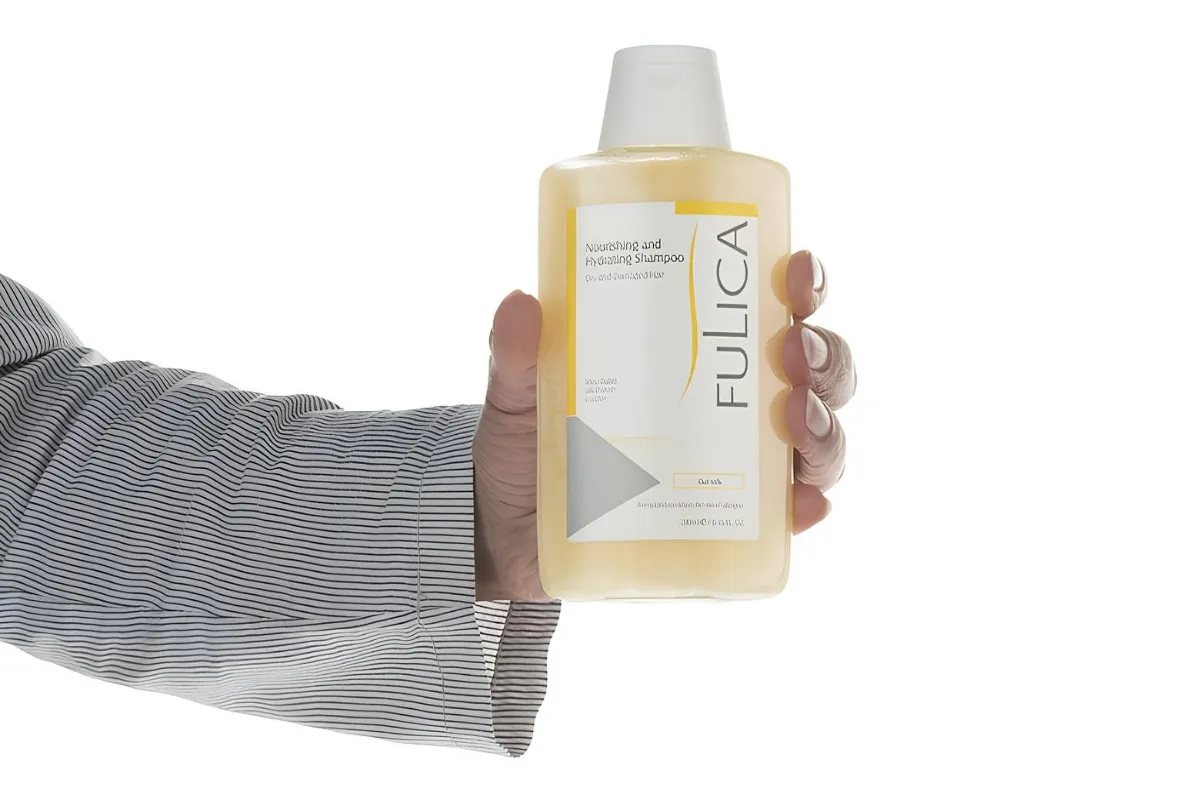 شامپو فولیکا (Fulica) – مخصوص موهای خشک و آسیب دیده