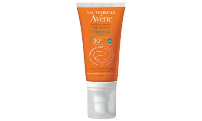 ضد آفتاب اون (آنتی‌باکتریال مناسب پوست‌های چرب و جوش‌دار)