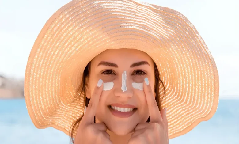 ضرورت استفاده از کرم ضد آفتاب و فوایدی که برای پوست دارد