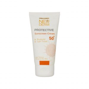 کرم ضد آفتاب نئودرم مدل Highly Protective Light Tinted SPF50 مناسب پوست خشک و معمولی حجم 50 میلی لیتر - بژ روشن